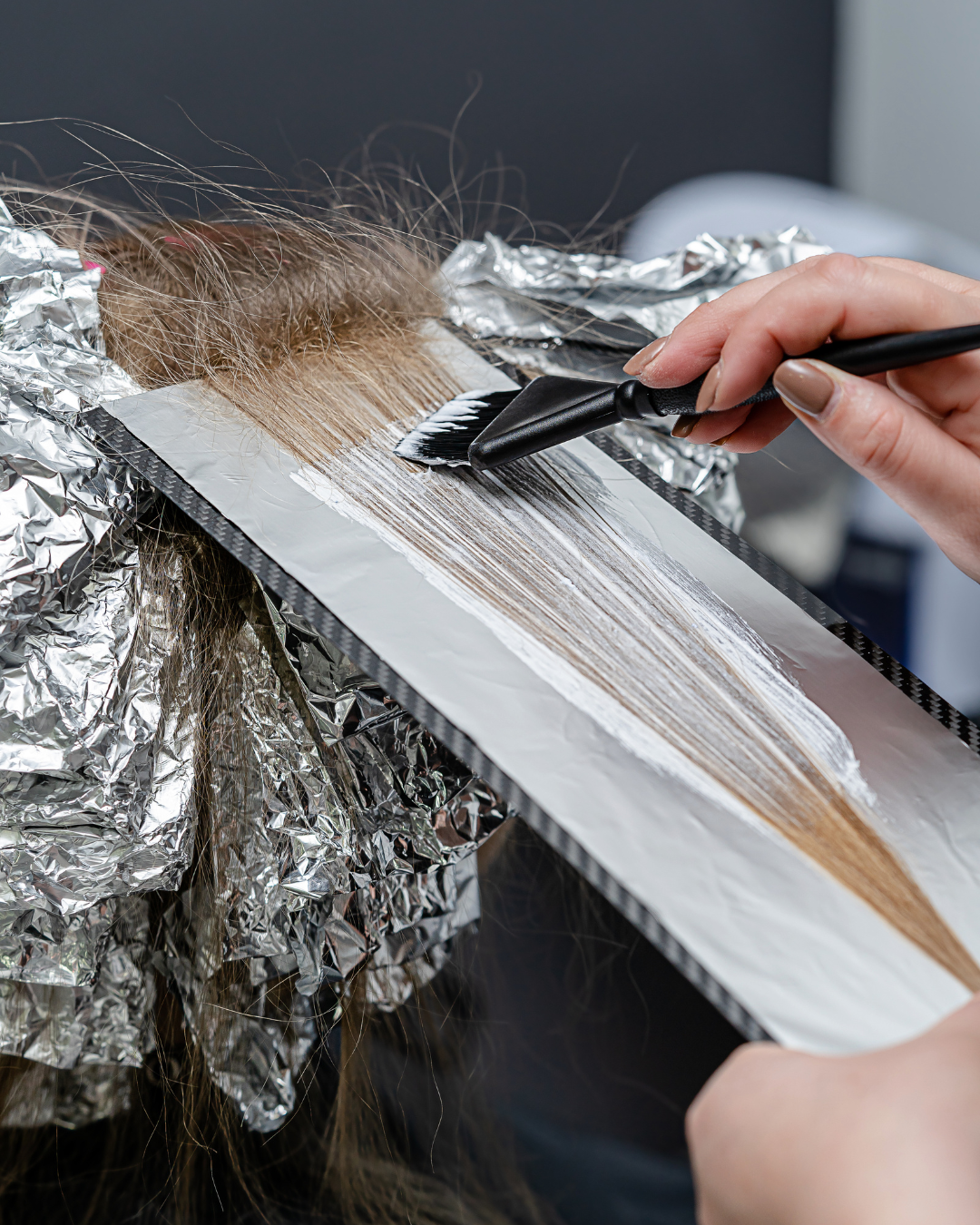 Beyond the Tube: Why "Clean Colour" in New Zealand Salons Must Protect the Stylist First